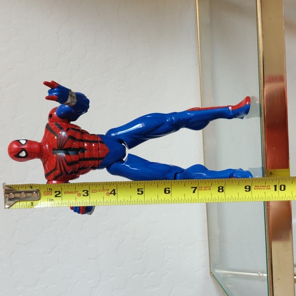 Spiderman Action Figure - Picture 8 of 8